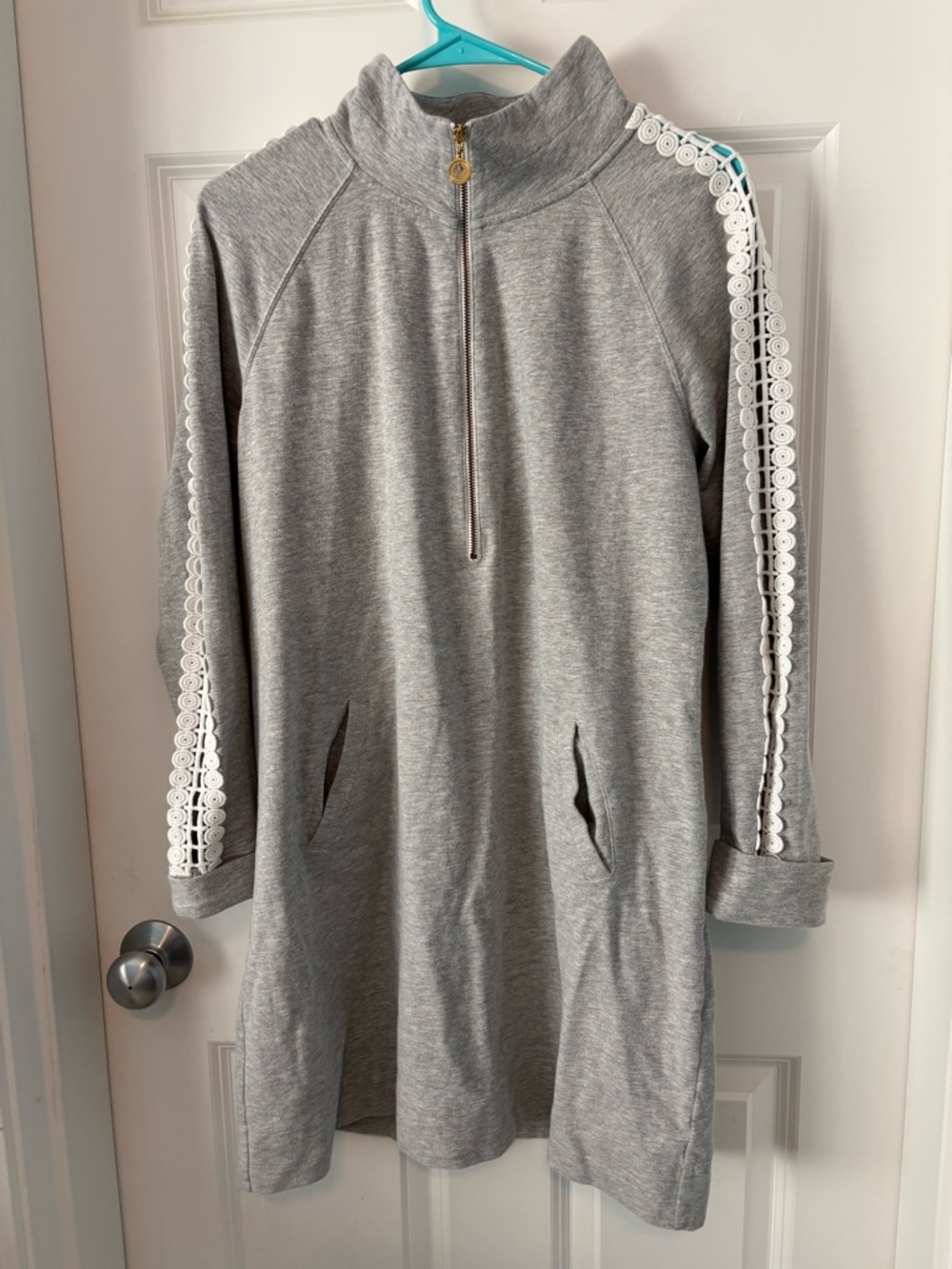 Lilly Pulitzer Skipper Popover Dress Gray Half-Zip Sweatshirt Dress Crochet L